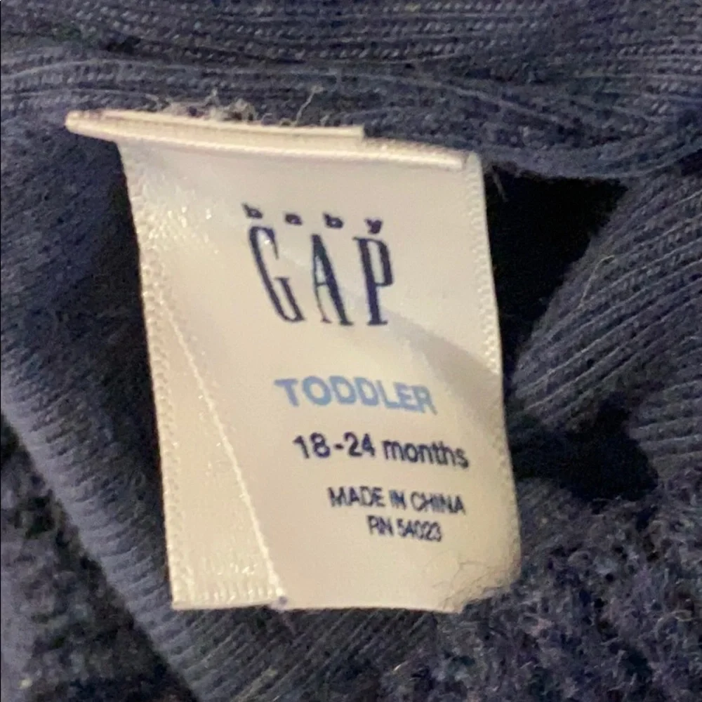 GAP super cute